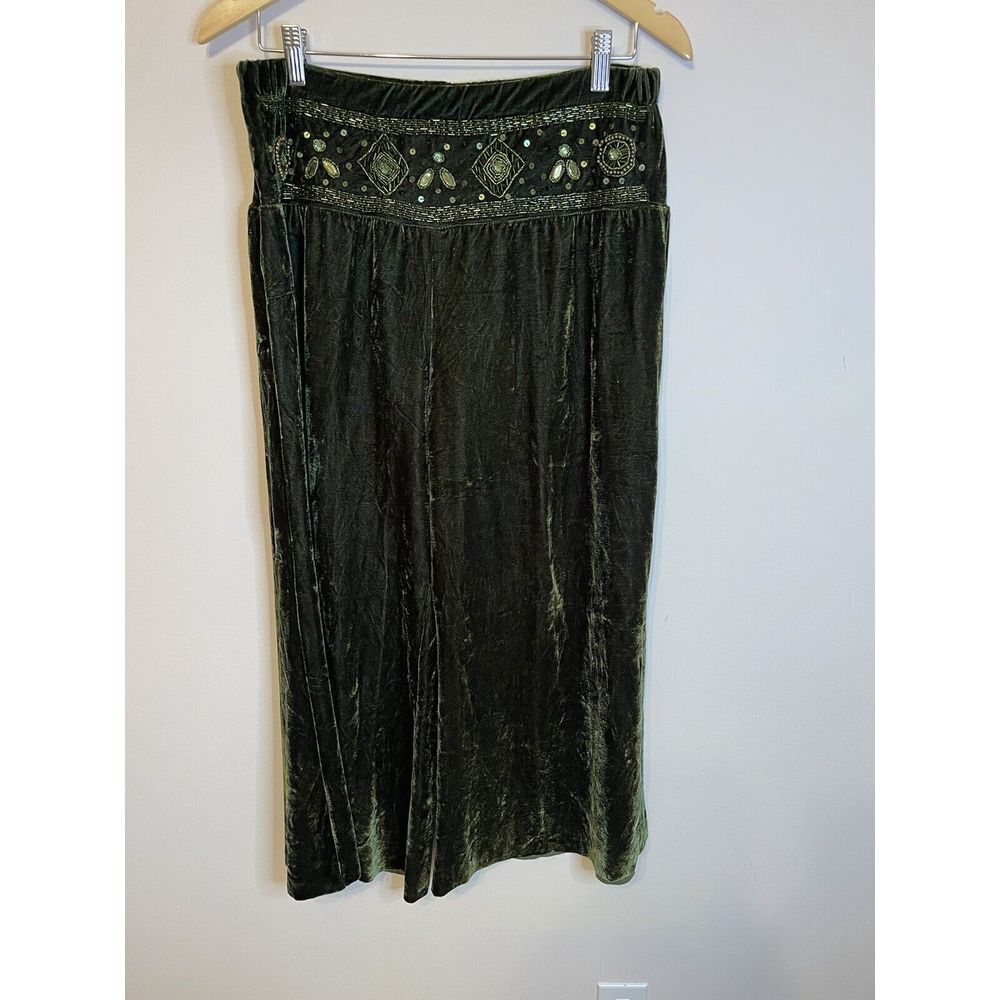 L'POGEE Pants Wide Leg Size L Green Velvet Embellished‎ Beaded Y2K Capri